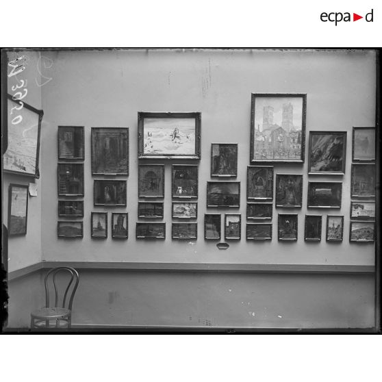 Paris, musée du Luxembourg, exposition d'oeuvres les peintres en mission aux armées. [légende d'origine]