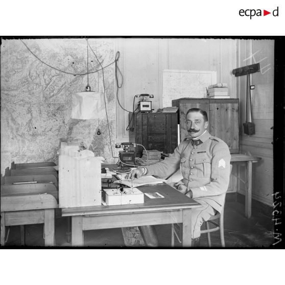 [Compiègne, membres de l'état-major du général Pétain.]