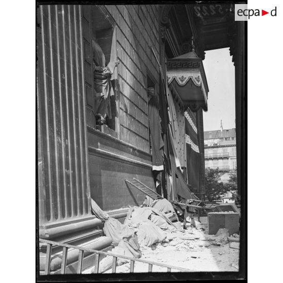 Paris, bombardement par canon le 30 mai 1918. [légende d'origine]