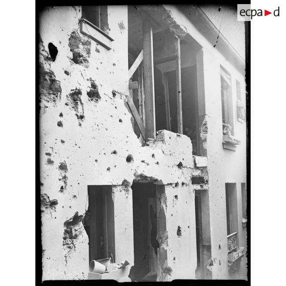 Paris, obus tombés le 10 juin 1918. [légende d'origine]
