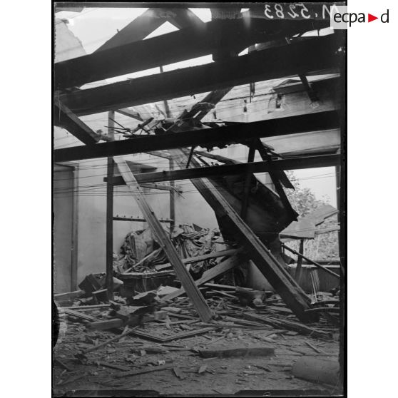 Bombes tombées sur Paris pendant la nuit du 15 au 16 janvier 1918. [légende d'origine]