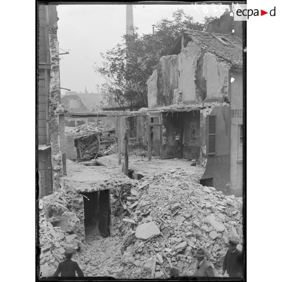 Bombes tombées sur Paris pendant la nuit du 15 au 16 janvier 1918. [légende d'origine]