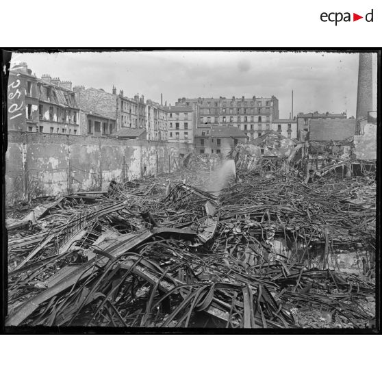 Bombes tombées sur Paris pendant la nuit du 15 au 16 janvier 1918. [légende d'origine]