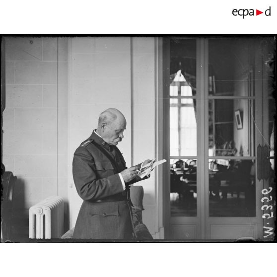 Conférence interalliées, le général amércain Bliss. [légende d'origine]