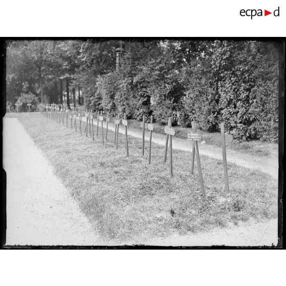 Paris. Cimetière de Bagneux. [légende d'origine]
