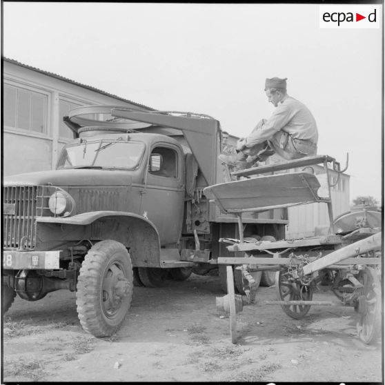 Véhicule GMC du 110e RIM,département de Mostaganem.