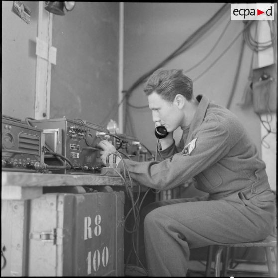 Portrait d'un opérateur radio,département de Mostaganem.