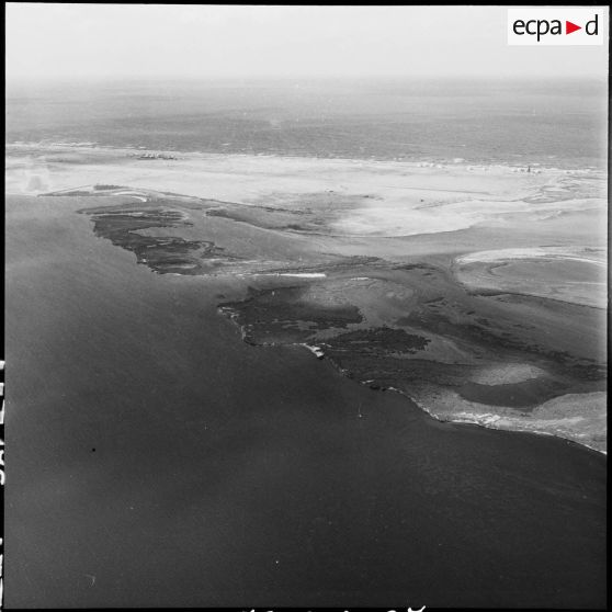 Vue aérienne de l'aérodrome de Gamil à Port-Saïd.
