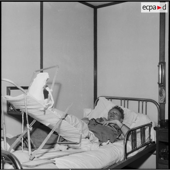 Le soldat Georges Trottet à bord du navire-hôpital La Marseillaise.