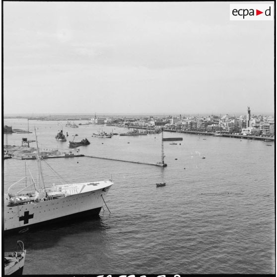 L'entrée du canal de Suez à Port-Saïd.