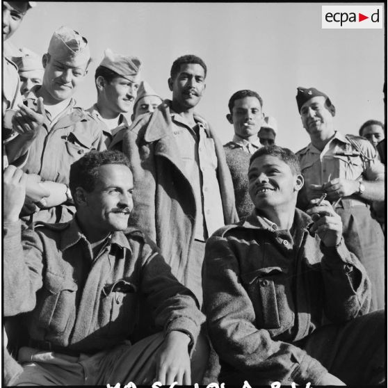 Le camp de prisonniers égyptiens à Port-Fouad.