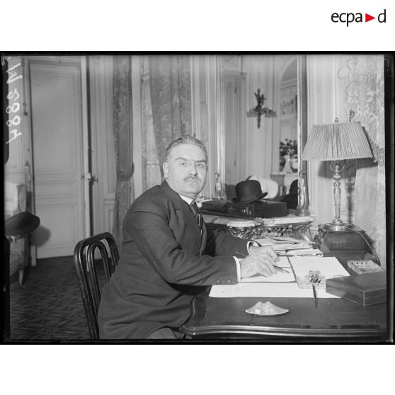 Paris, Monsieur Comandini, ministre italien. [légende d'origine]