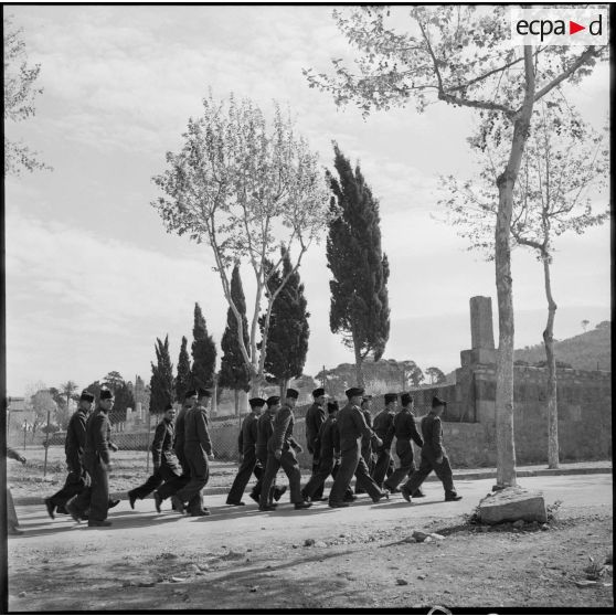 Les appelés au stade de Cherchell.