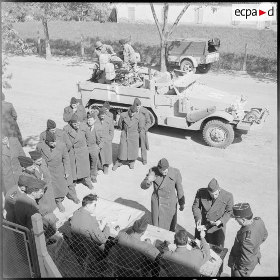 Circuit d'arrivée des appelés au 23e RIC.