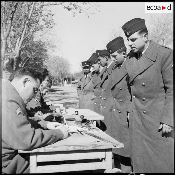 Circuit d'arrivée des appelés au 23e RIC.