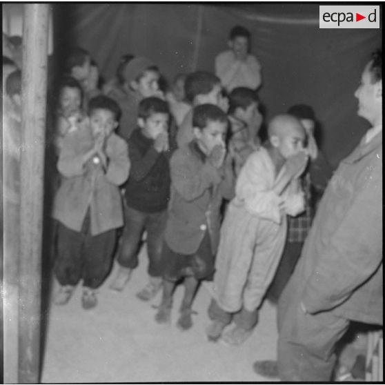 Chorale de l'école de Bou Akhal.