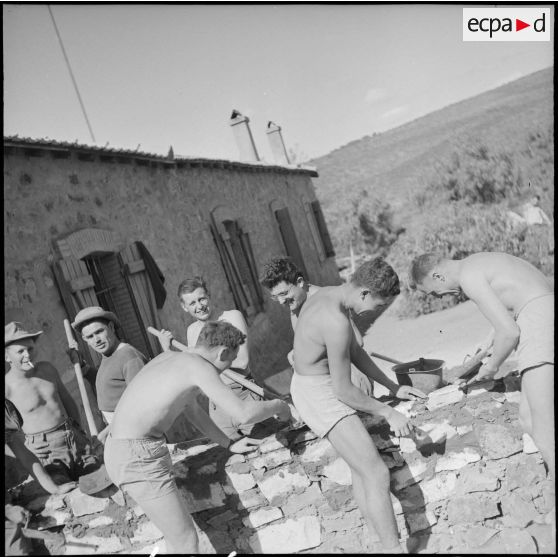 Travaux de maçonneri à Mascara.