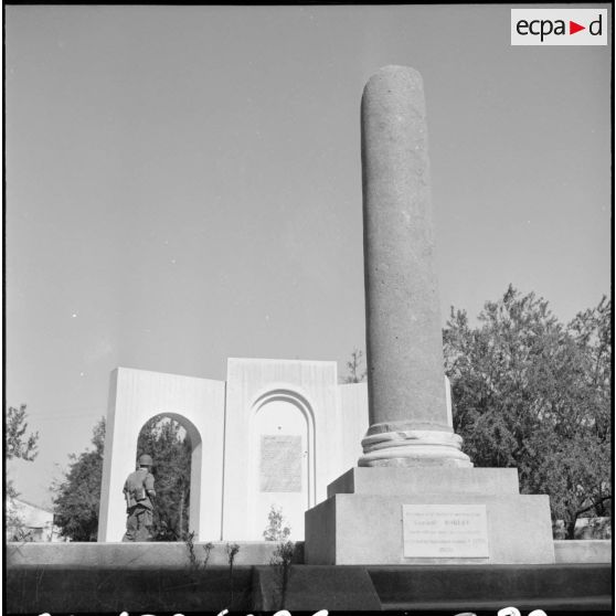 Monument commémorant la rencontre préparative au débarquement de novembre 1942 en Afrique du nord.