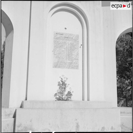 Monument commémorant la rencontre préparative au débarquement de novembre 1942 en Afrique du nord.