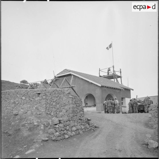 Le poste de Bouyamine.