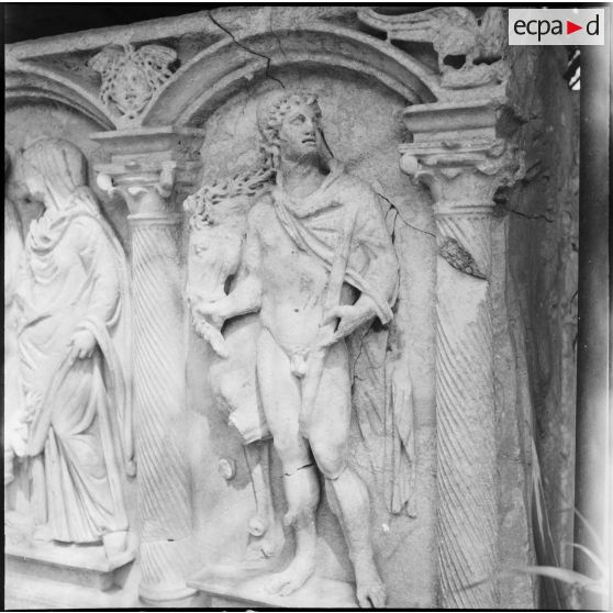 Bas-relief à Tipasa.