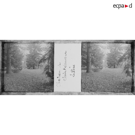 Château de Saint Sauveur. Le parc. [légende d'origine]