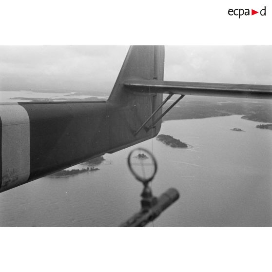 Survol d'une baie de la Baltique et d'une base d'hydravions, par un hydravion Blohm und Voss Bv 138 du See-Aufklaerungsgruppe-125.