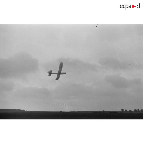 Modèle réduit en vol.