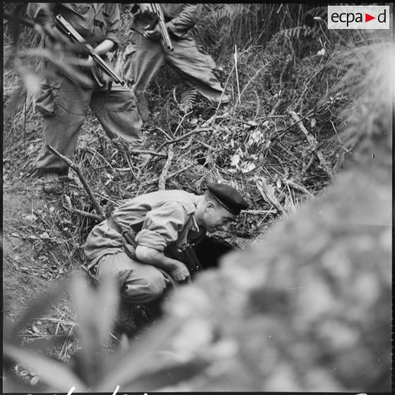 Grenadiers-voltigeurs du 435e régiment d'artillerie anti-aérienne (RAAA).