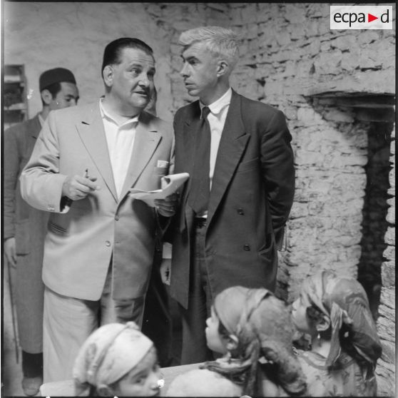 Région de Constantine. Des journalistes de l'OTAN visitent une école.