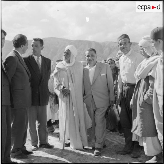 Oulad Ali Ben Athmane, Algérie. Des journalistes visitent la zone opérationnelle de l'ouest constantinois.