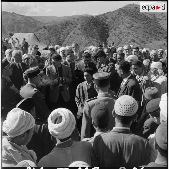 Oulad Ali Ben Athmane, Algérie. Des journalistes visitent la zone opérationnelle de l'ouest constantinois.