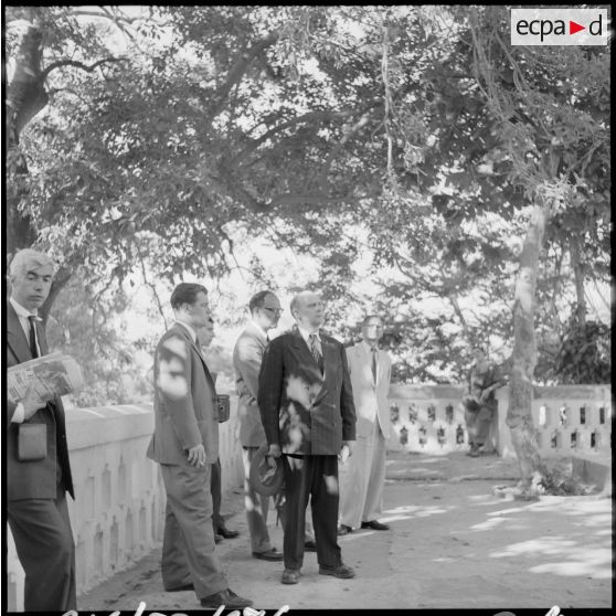 Visite de la casbah d'Alger par les journalistes de l'OTAN.