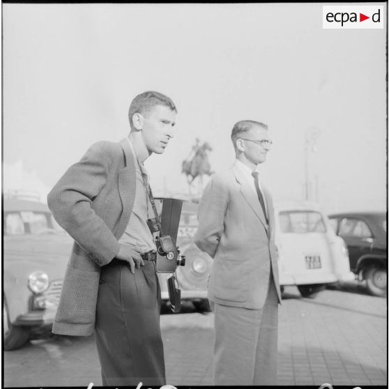 Visite de la casbah d'Alger par les journalistes de l'OTAN.