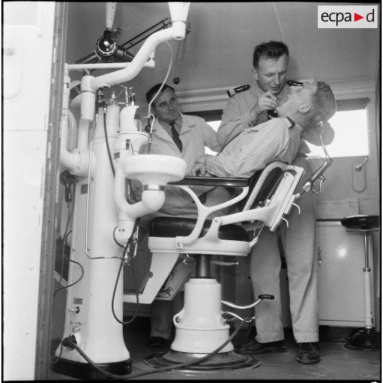 Centre médical de Maison-Blanche. Le dentiste.