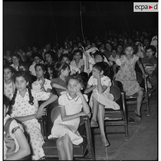 Séance de cinéma à Alger.