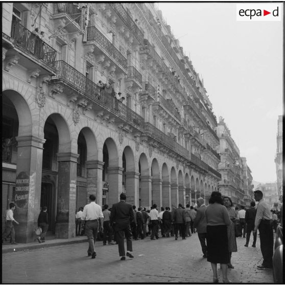 Emeutes à Alger.