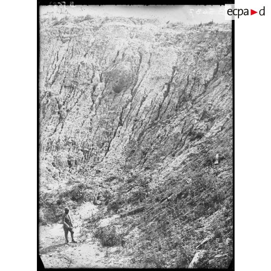 Beuvraignes&#x20;&#x28;Somme&#x29;.&#x20;Les&#x20;entonnoirs&#x20;des&#x20;mines&#x20;fran&#xE7;aises.&#x20;&#x5B;l&#xE9;gende&#x20;d&#x27;origine&#x5D;