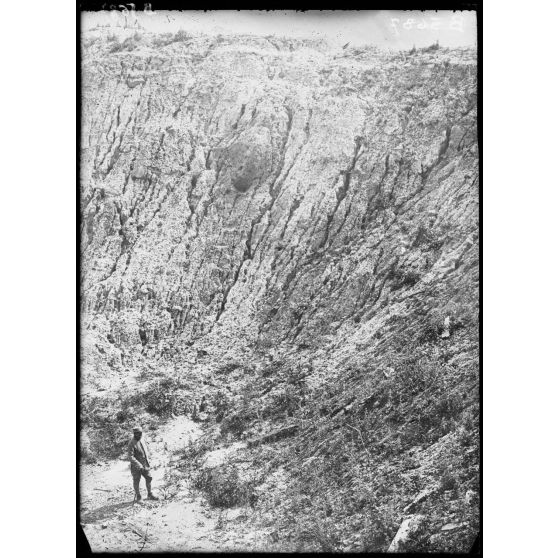 Beuvraignes (Somme). Les entonnoirs des mines françaises. [légende d'origine]
