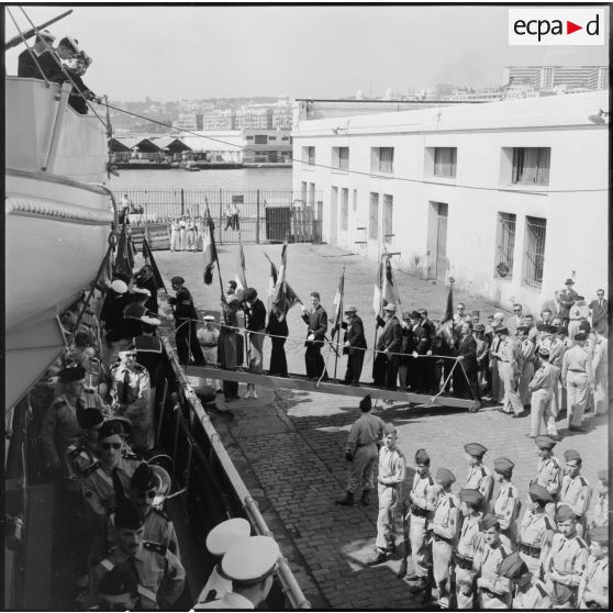 Alger. Commémoration du 13e anniversaire du débarquement à l'île d'Elbe.