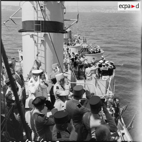 Alger. Commémoration du 13e anniversaire du débarquement à l'île d'Elbe.