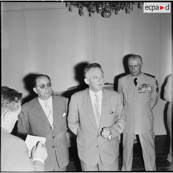 Alger. Déclaration à la presse d'André Morice.