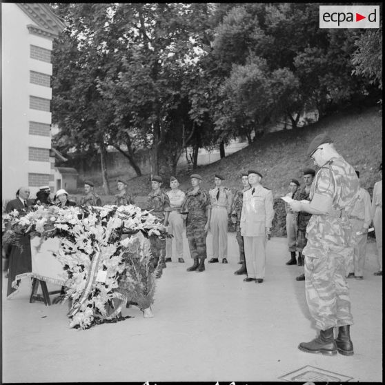 Les obsèques du lieutenant de Parenty du 8e RPC.