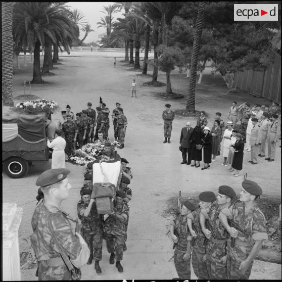 Les obsèques du lieutenant de Parenty du 8e RPC.