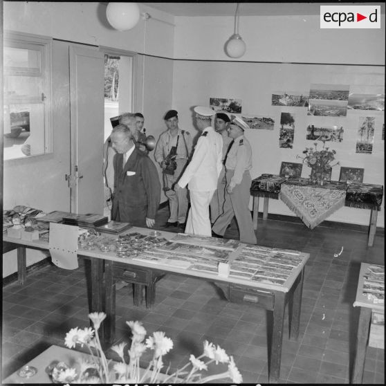 Cap Matifou. Visite du centre de repos de l'armée de l'Air.