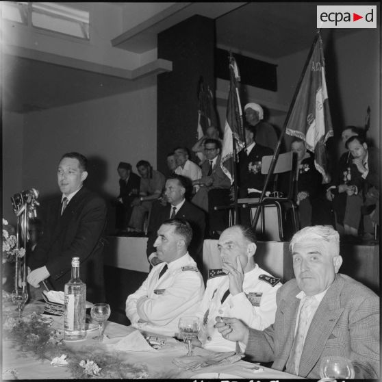 Alger. Réception à la Maison du Combattant.