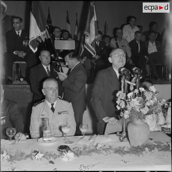 Alger. Réception à la Maison du Combattant.