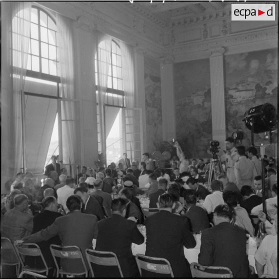 Alger. Réception à la Maison du Combattant.