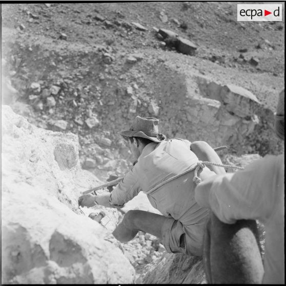 Le travail du génie dans le massif de l'Aurès Nemencha.