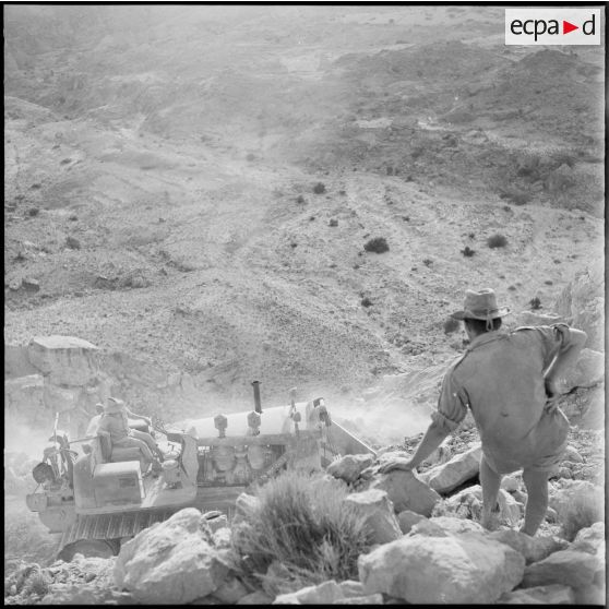 Le travail du génie dans le massif de l'Aurès Nemencha.
